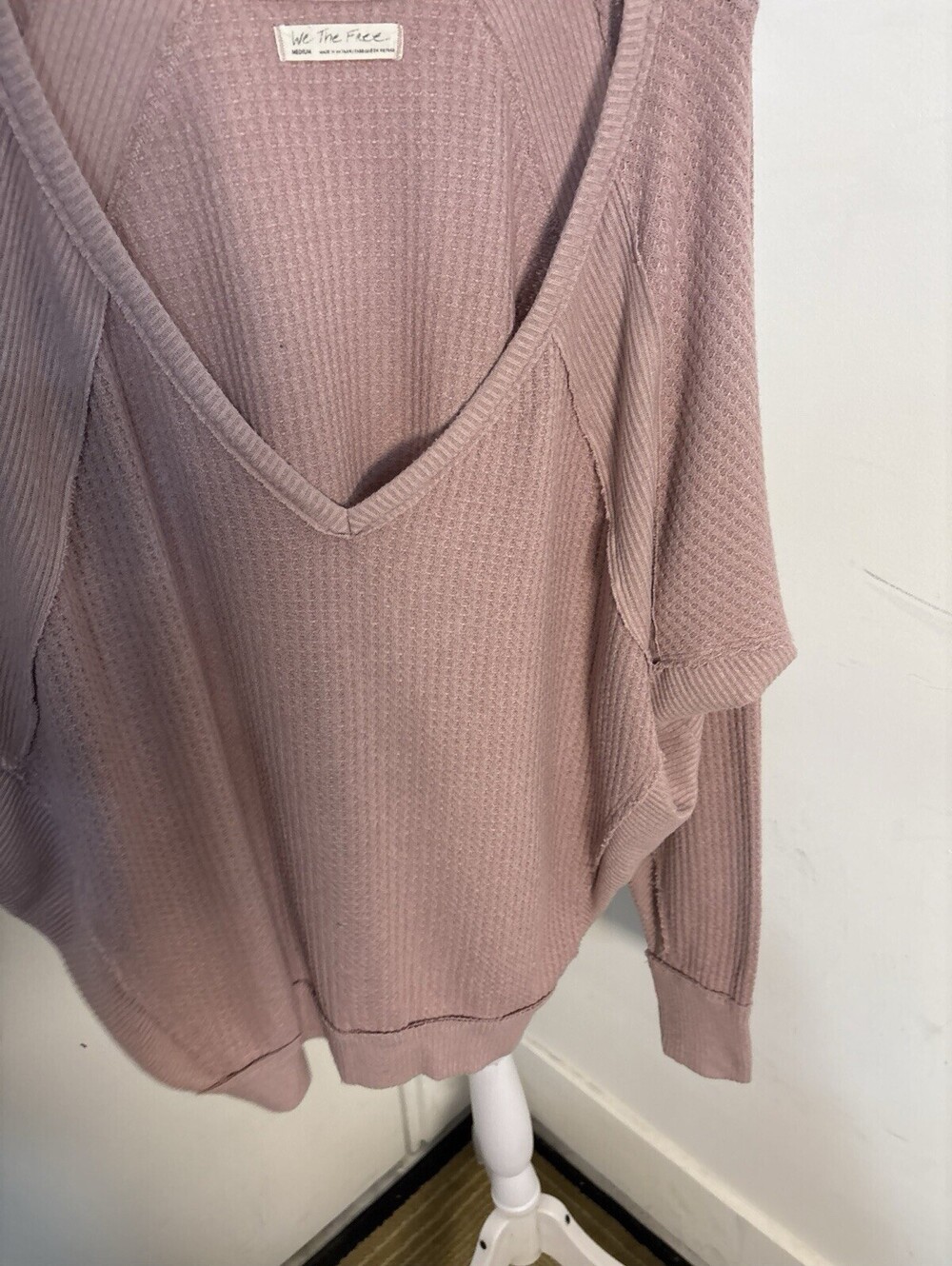 NWOT Free People Santa Clara Thermal Top size Medium Oversized Mauve - Picture 5 of 12